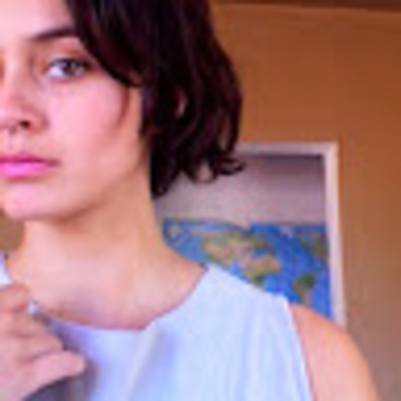 Meet your Posher, Whitney - Picture 1 of 1